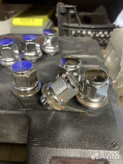 Колесные гайки 12х1.5 Toyota,Lexus. Pajero