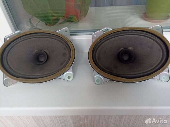 Колонки в автомобиль