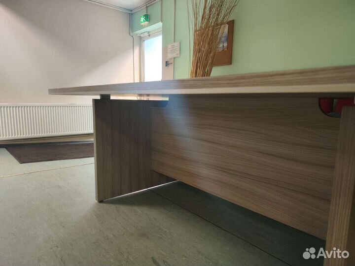 Стол переговорный, конференц-стол 2200*1200