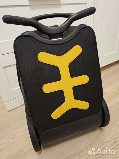 Рюкзак школьный на колесах