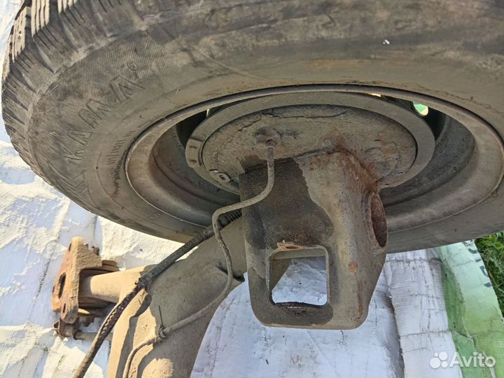 Задняя балка priora в сборе