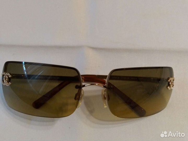 Солнцезащитные очки оригинал