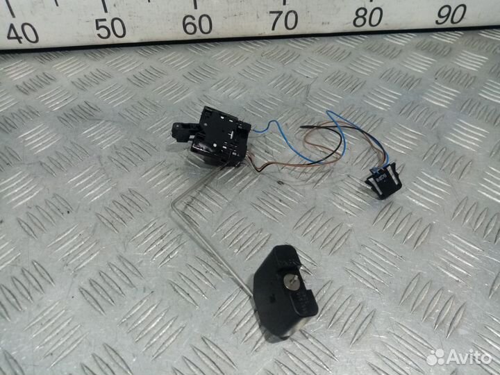 Б/У Датчик уровня топлива#001