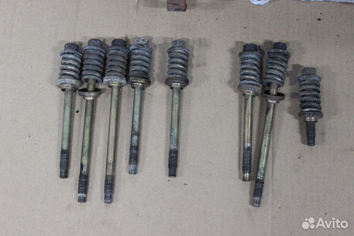 Впускной коллектор левый Mitsubishi Fuso