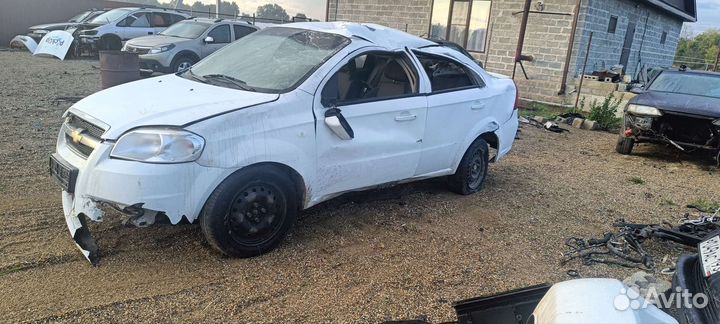 Кузов Шевроле Авео (По частям)