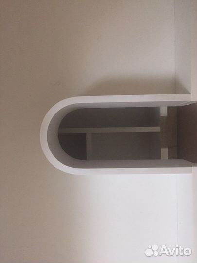 Тумбочка в ванную подвесная