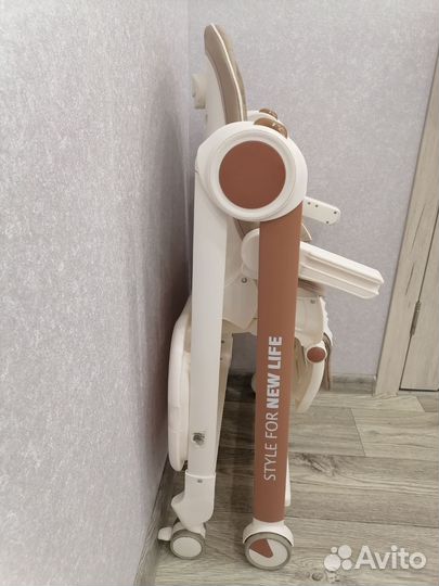 Стульчик для кормления happy baby