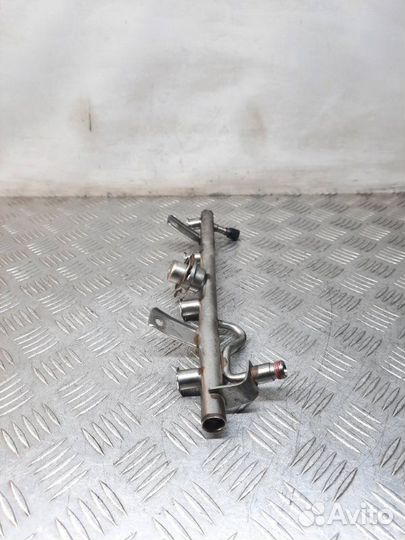 Топливная рампа Mercedes-Benz C-Class 1.8 271946