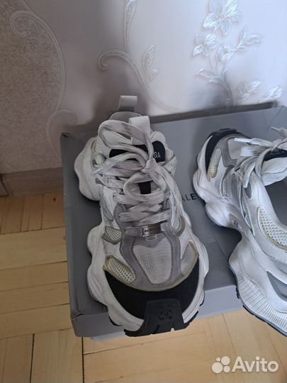 Кроссовки balenciaga 38р