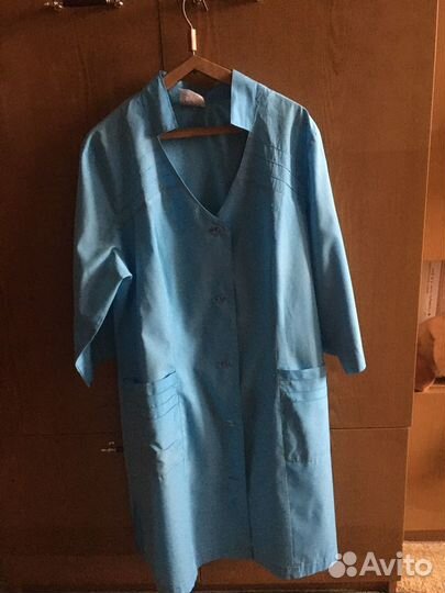 Медицинский костюм и халаты