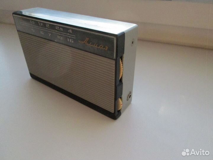 Радиоприемник Алмаз