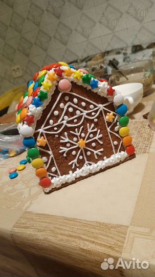 Пряничные домики и расписное печенье