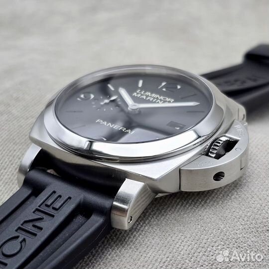 Panerai Luminor Marina 44 mm