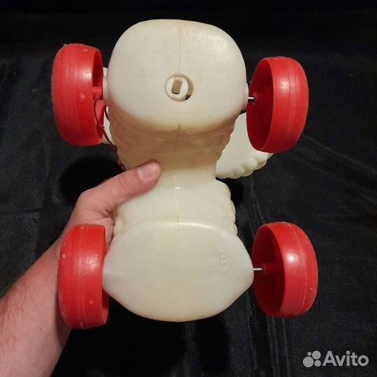 Игрушка пластиковая СССР Собачка