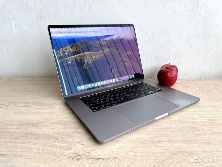 MacBook Pro 16