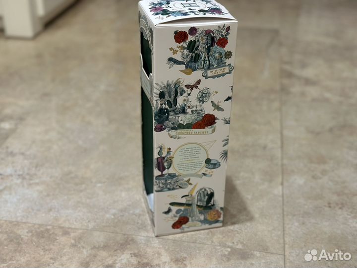 Коробка от джин Hendrick's Gin Unusual Garden