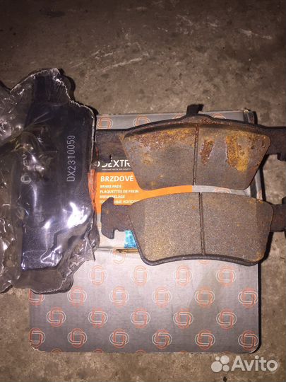 Задние колодки touareg 2,5 дизель