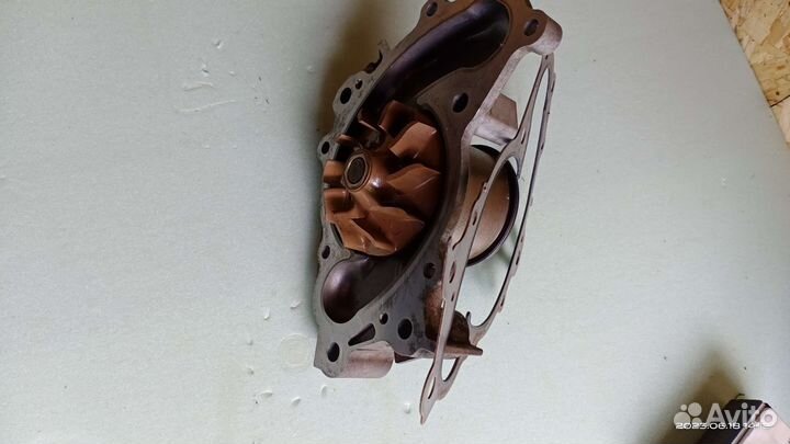 Водяная помпа замок ролики на Лексус 1998-2003