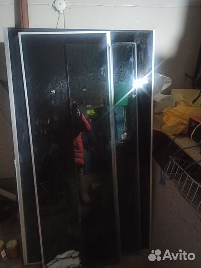 Стекла и задние стенки от душевой кабины