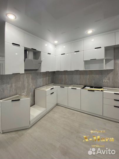 Шкаф распашной