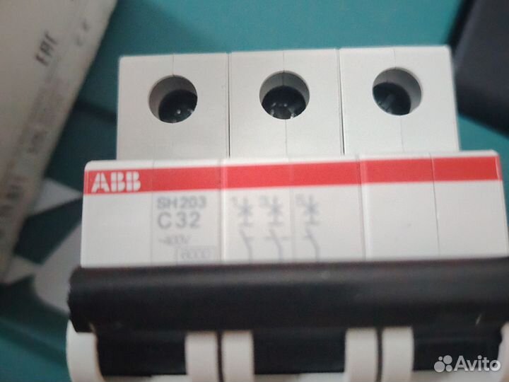 Автомат ABB С32