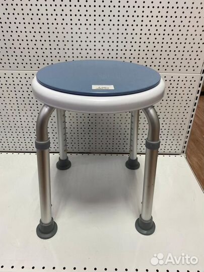 Стул (Табурет) для Ванной Комнаты Поворотный (Нов)