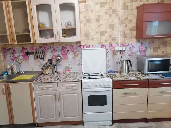 2-к. квартира, 56 м², 2/2 эт.