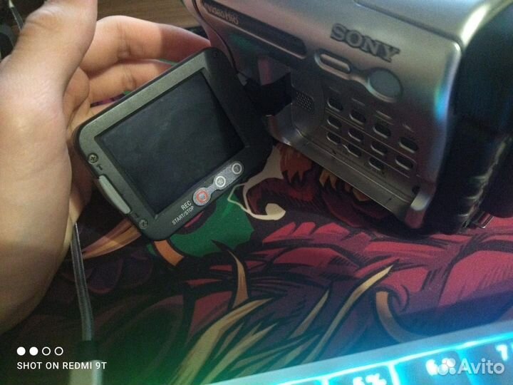 Продам Видеокамеру Sony