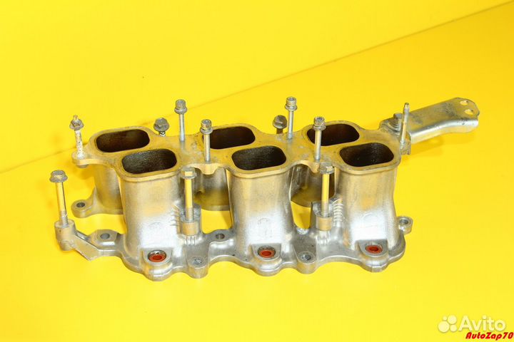 Lexus RX450h Коллектор впускной