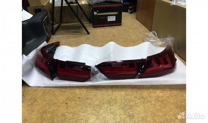 Camry 70 Стоп сигналы стиль Lexus вид 3 B2LV9