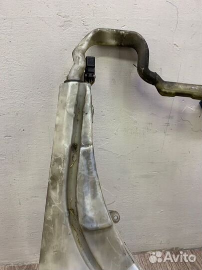 Бачок омывателя Volkswagen Touareg внедорожник