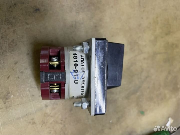 Кулачковый переключатель 4G10-91-U ; 1 ряда