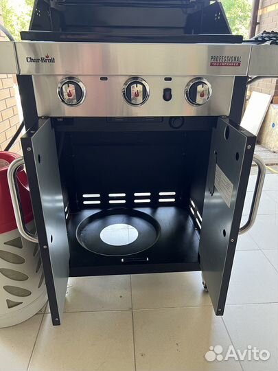 Газовый гриль Char-Broil