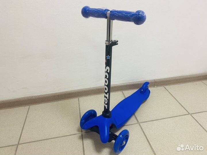 Самокат детский трехколесный
