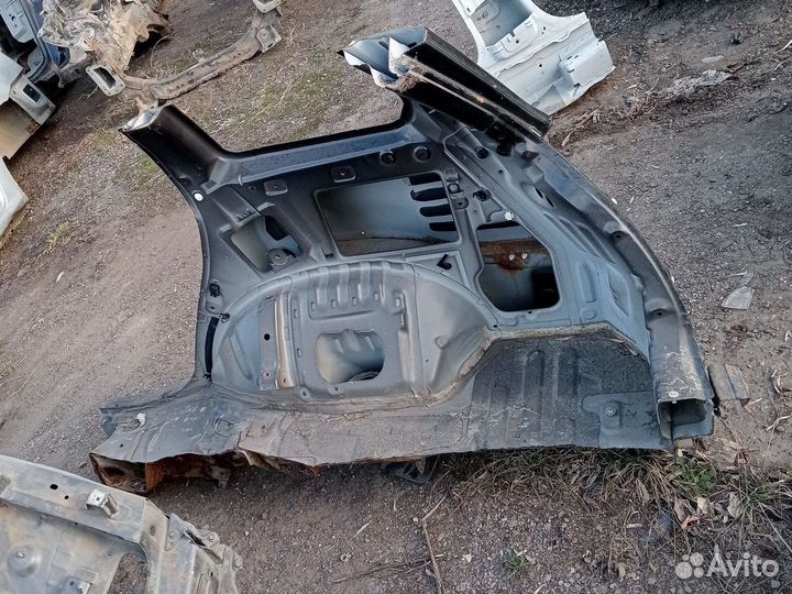 Крыло Задний правый Mitsubishi outlander 1