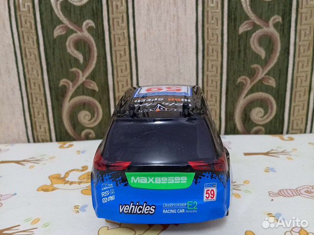 Машинка на радио управление