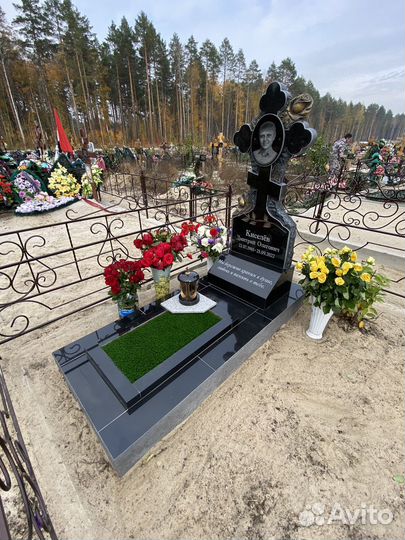 Памятники,оградки в Тюмени