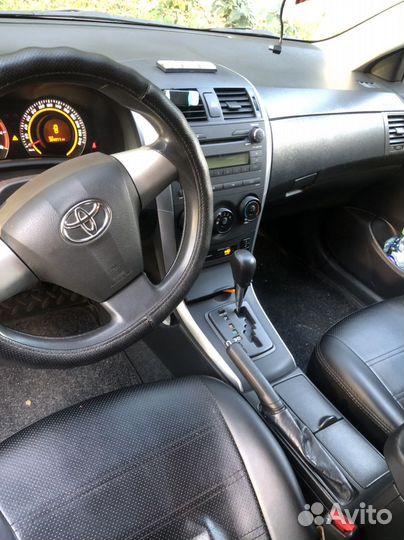 Toyota Corolla 1.6 AT, 2011, 303 000 км