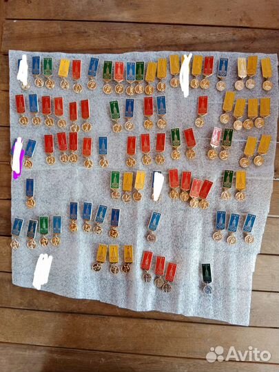 Значки олимпиада 80