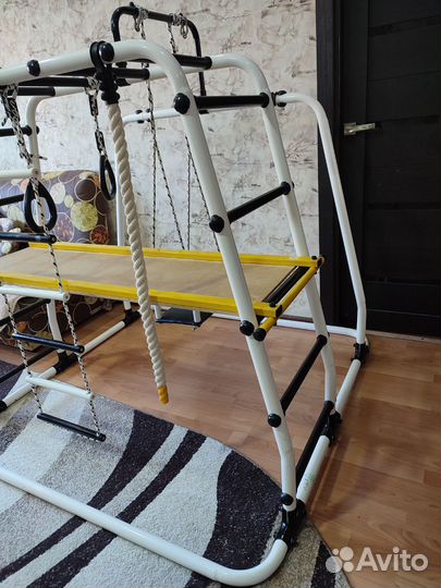 Детский спортивный игровой комплекс