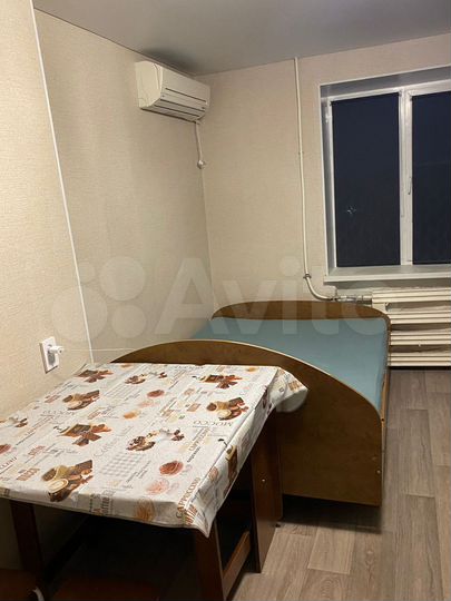 Комната 13 м² в 8-к., 5/10 эт.