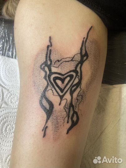 Татуировки на модели бесплатно