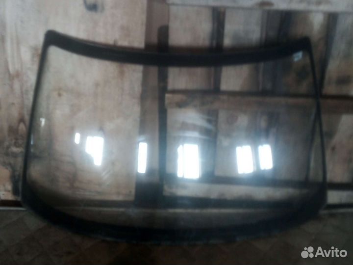 Лобовое ваз 2110