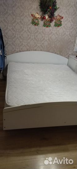 Кровать двухспальная 160 200 белая бу