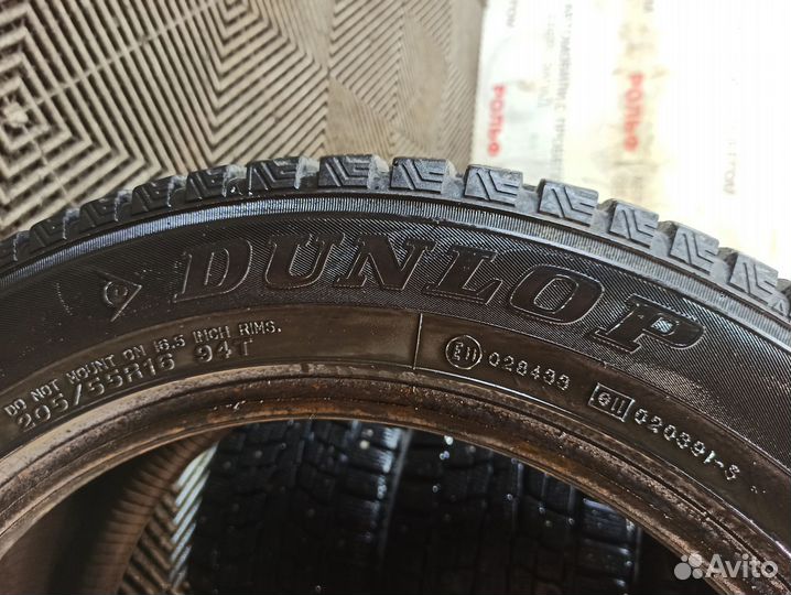Dunlop SP Winter Ice 01 205/55 R16 94T