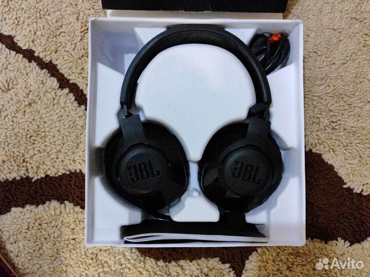 Беспроводные наушники JBL Quantum 350