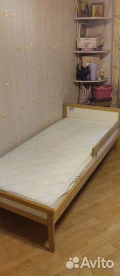 Детская кровать IKEA с матрасом