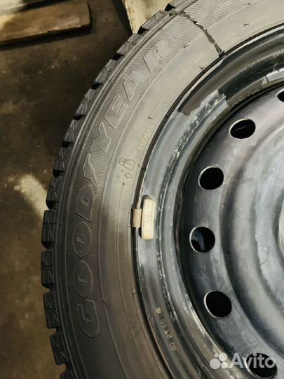 Goodyear Ice Navi 7 165/65 R14