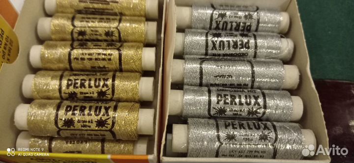 Продам золотые и серебряные нитки