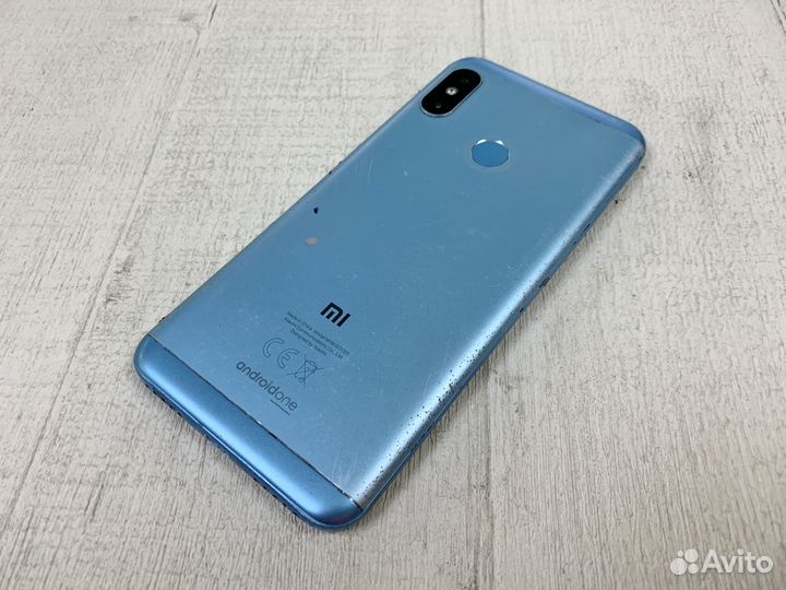 Xiaomi Mi A2 Lite Android One, 4/64 ГБ